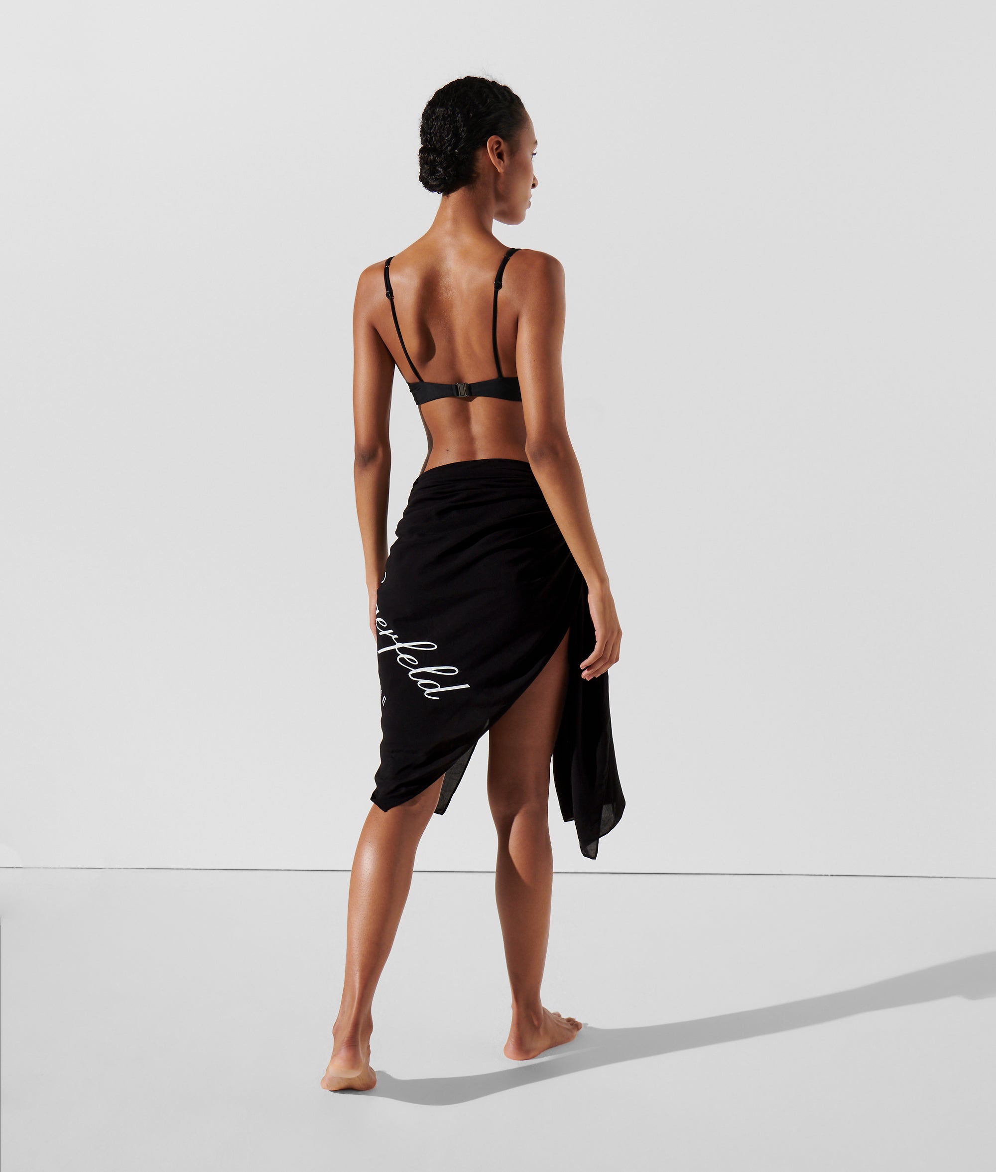 HOTEL KARL BEACH PAREO - Image 3