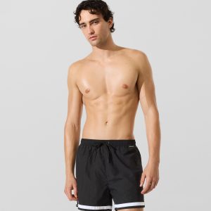 Contrast piping boardshorts