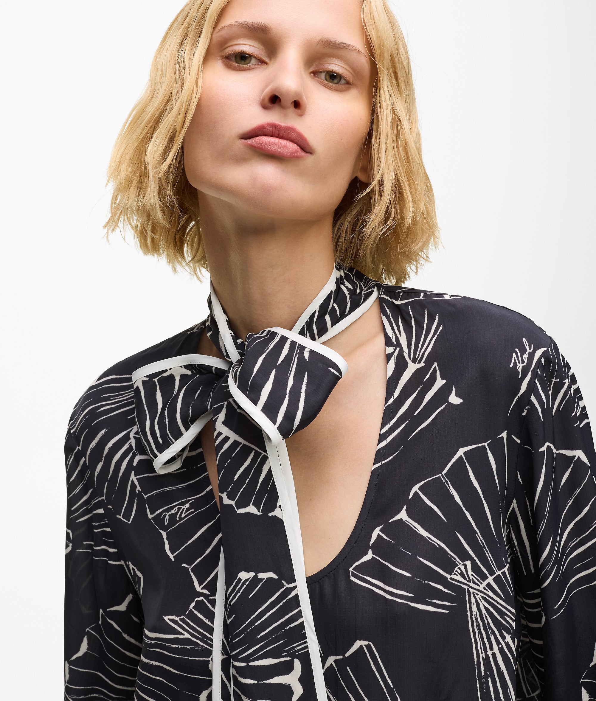 Fan print scarf top - Image 2