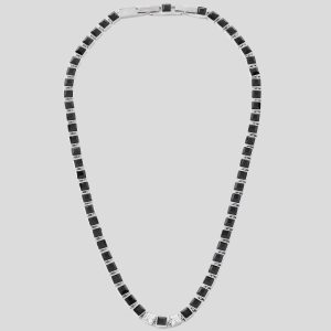 BLACK CRYSTALS NECKLACE