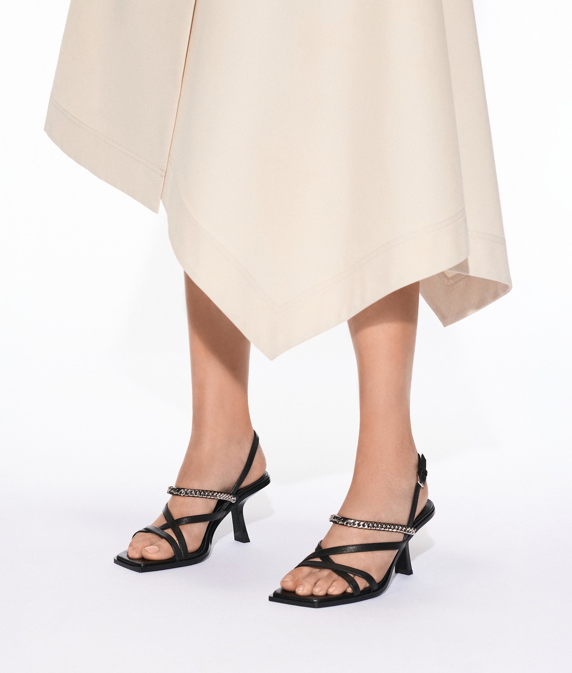 KARMEL SIGNIA CHAIN STRAP HEELED SANDALS - Image 5